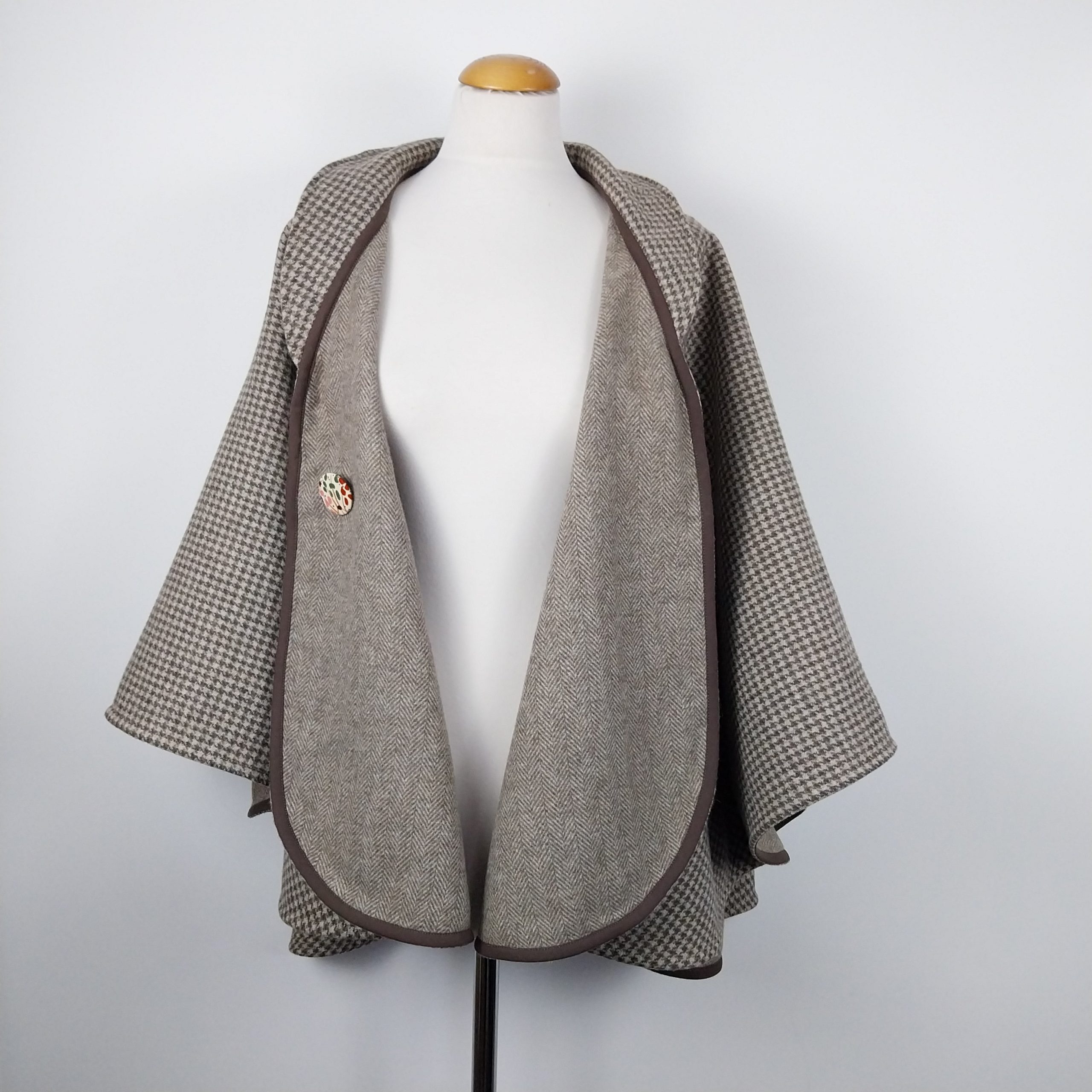 Cape Col n°64 - Pièce unique – Image 3