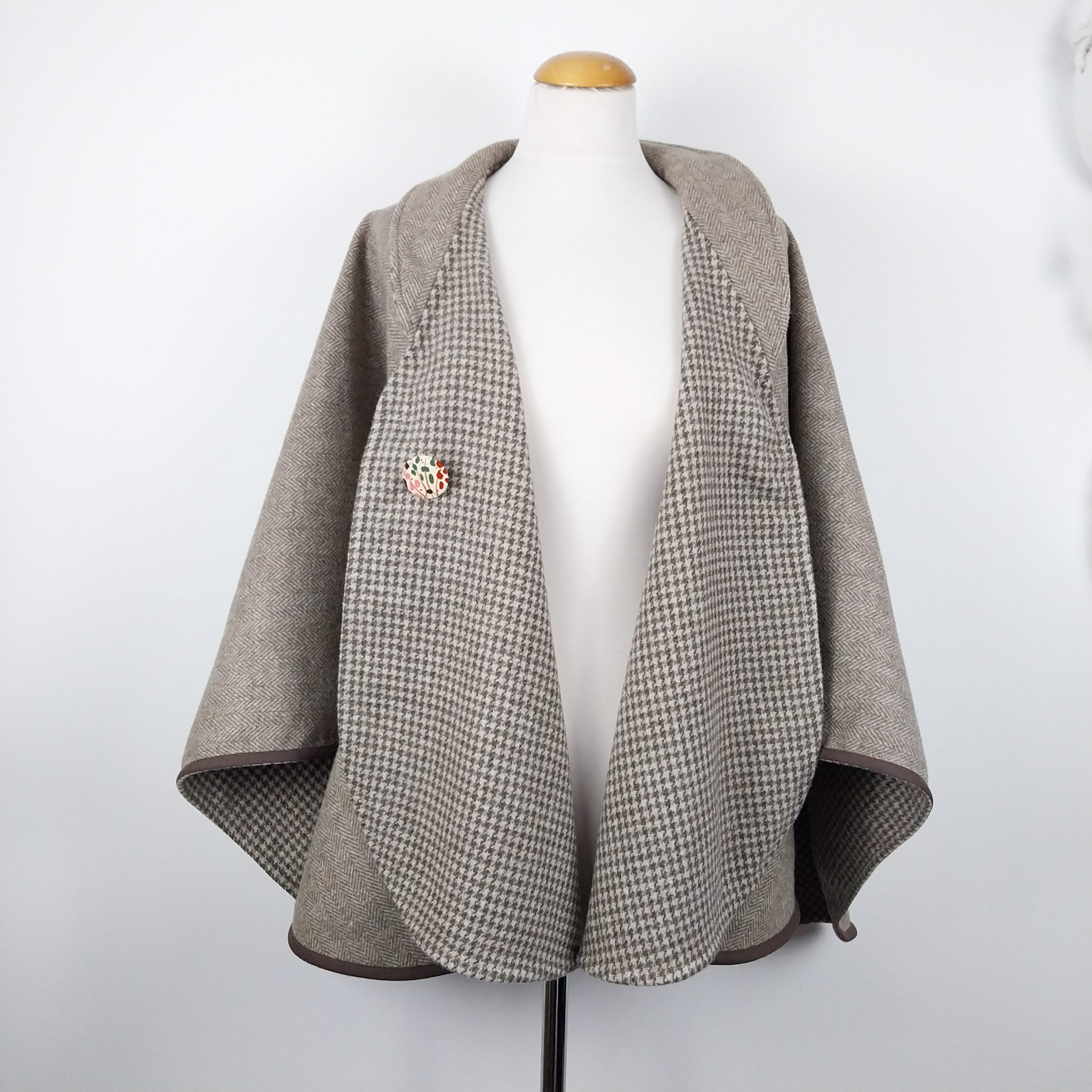 Cape Col n°64 - Pièce unique – Image 2